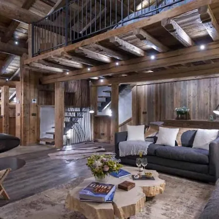 Designed Chalet With Ski-in Ski-out Access * Val-dʼIsère